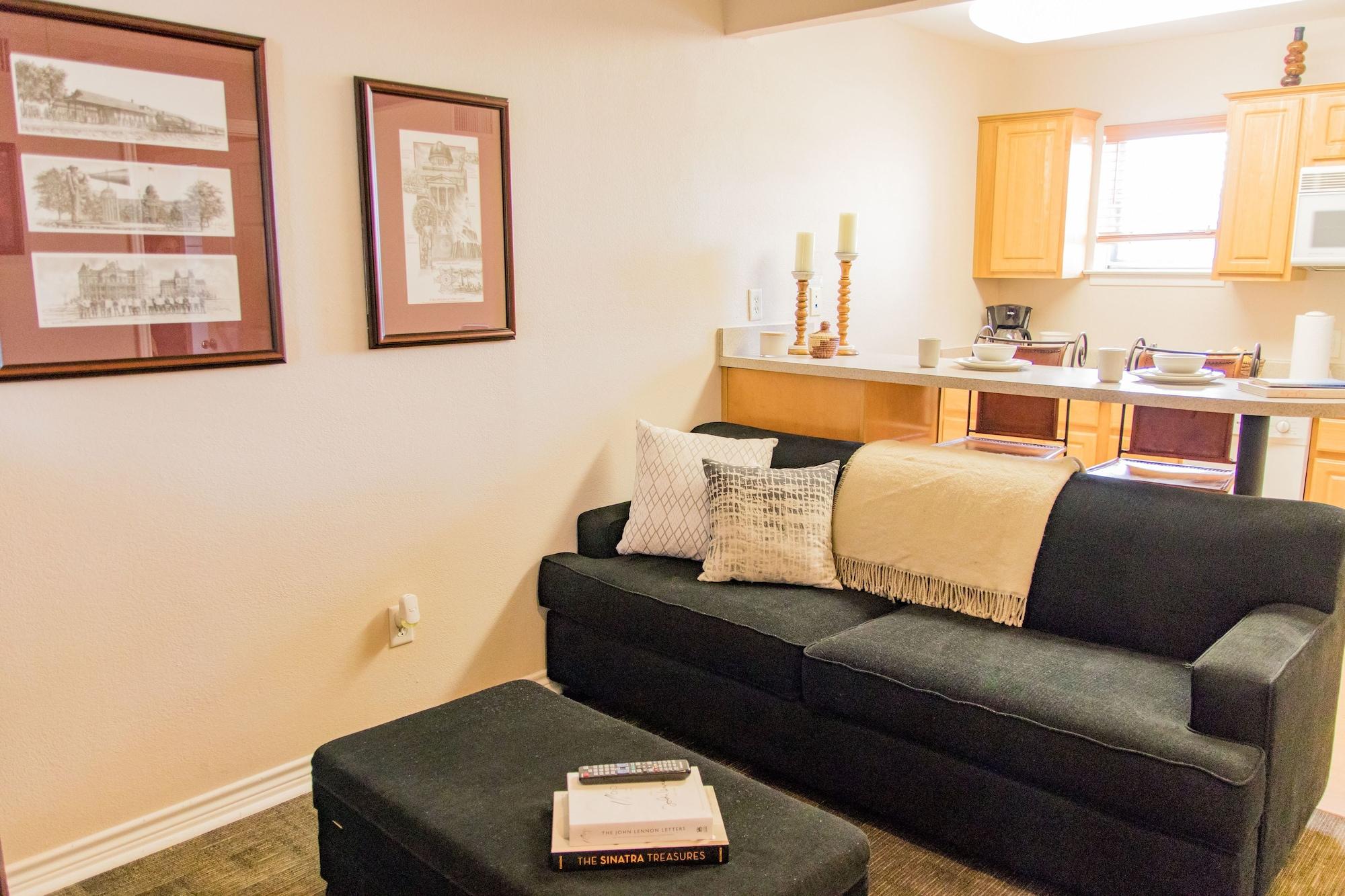 Vineyard Court Designer Hotel