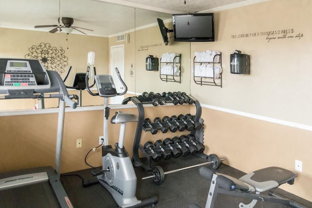 Vineyard Court Designer Hotel College Station