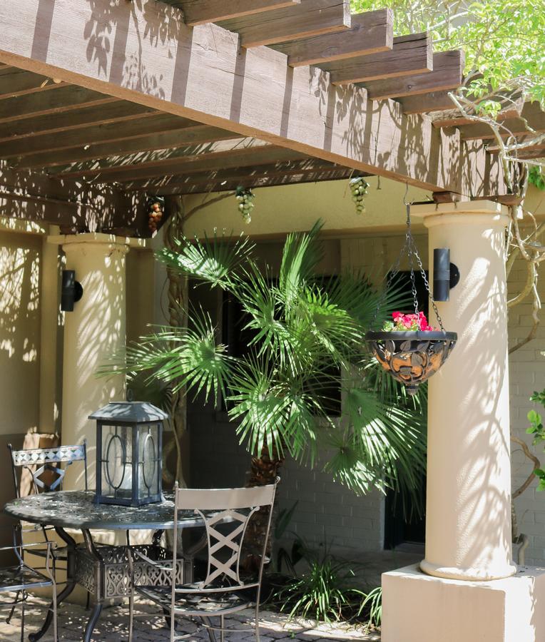 Vineyard Court Designer 3* College Station