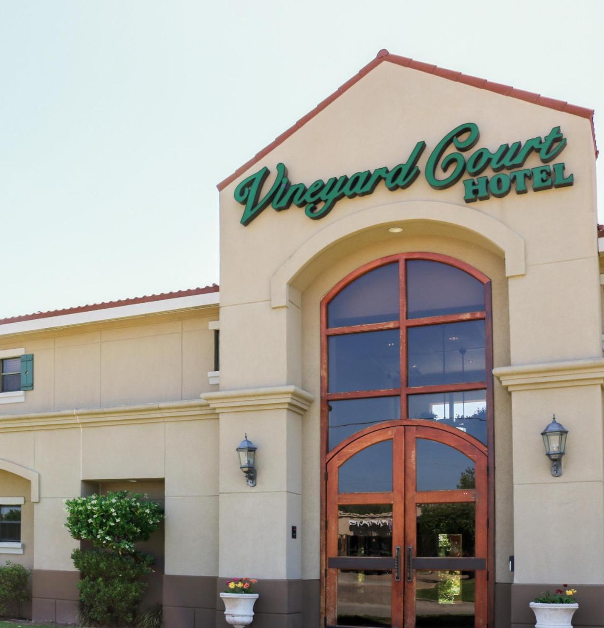 Hotel Vineyard Court Designer 3*