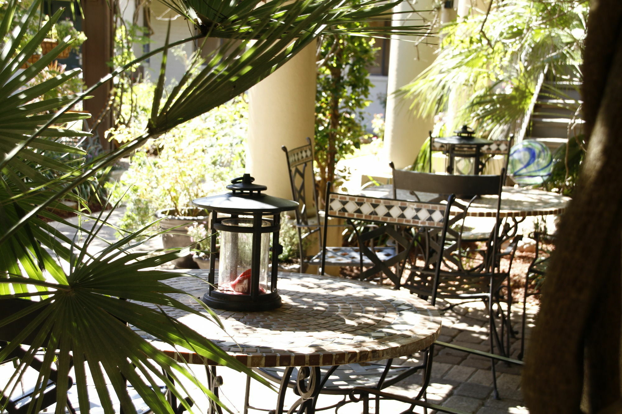 Hotel Vineyard Court Designer