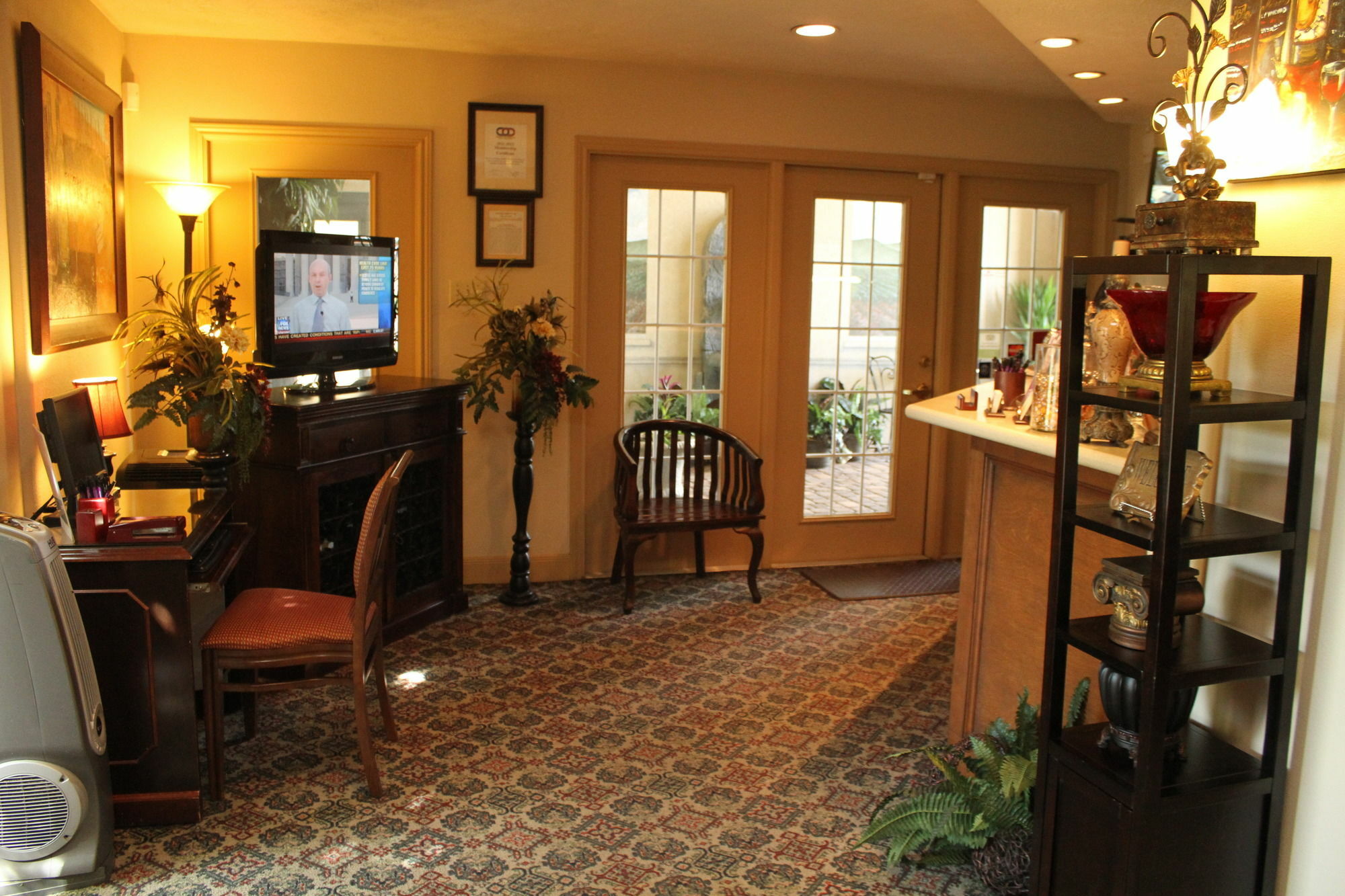 Hotel Vineyard Court Designer